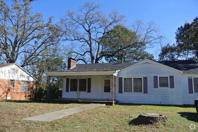 Building Photo - 1323 S Jackson St Rental