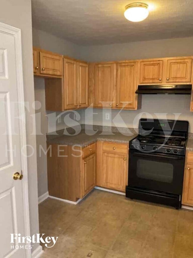 Photo - 2631 S Hills