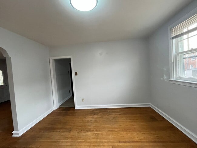 Photo - 1814 Napfle Ave