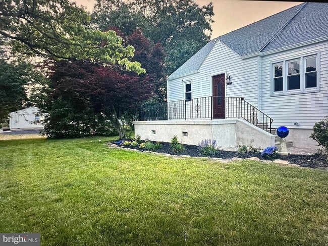 Photo - 307 Fairview Ave House
