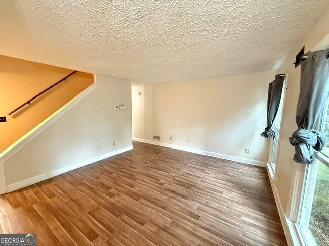 Photo - 1220 Kennesaw Trace Ct