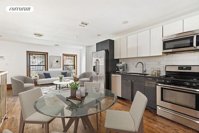 Photo - 620 Monroe St