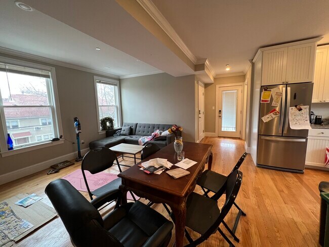 Photo - 183 River St Unit 2