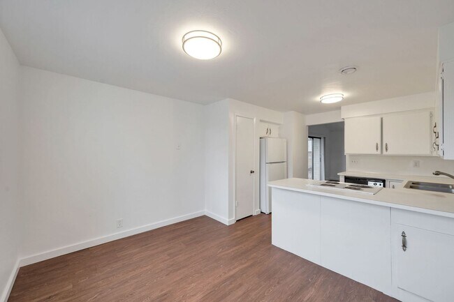 Photo - Newly Remodeled 2 Bed 1 Bath Duplex in West Valley