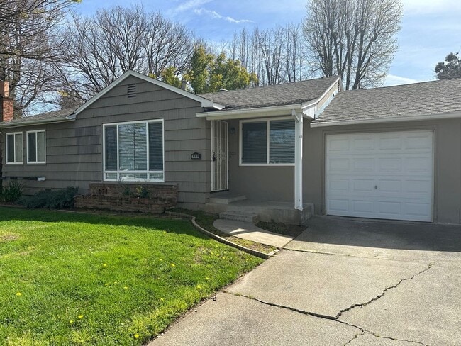 Building Photo - 4767001 /45 Unit 4767001001