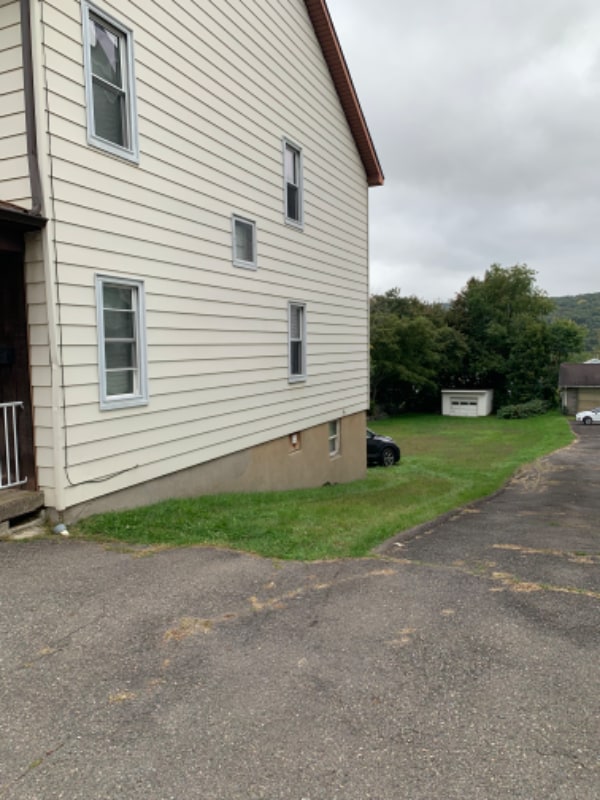 966 Ridge Ave Unit 966 Ridge Ave