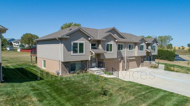 Photo - 1604 Barrington Pkwy Townhome