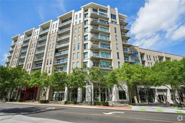 Building Photo - 1100 Howell Mill Rd NW Unit 307 Rental