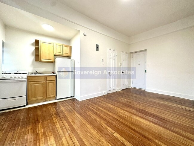 Photo - 936 West End Ave Unidad G8