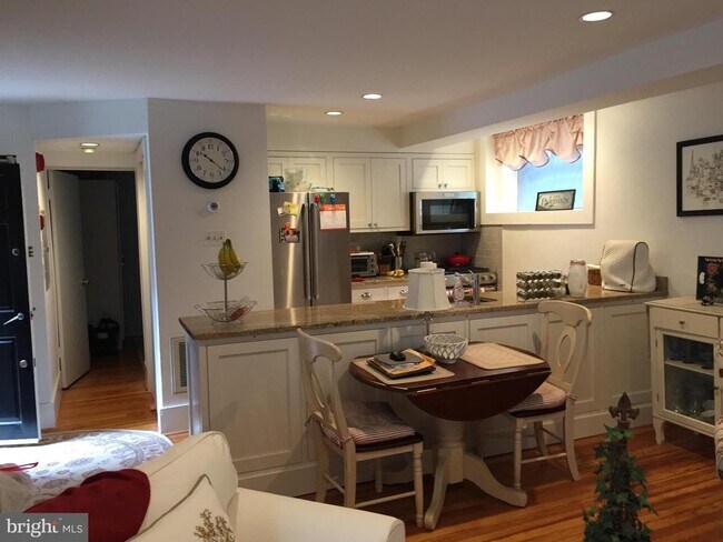 Photo - 235 S 21st St Unidad GR