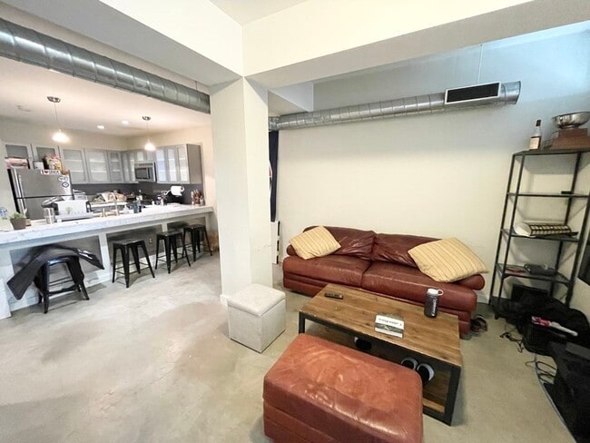 Photo - 190 Northampton St Unidad 602