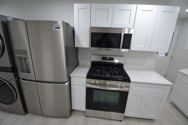 Photo - 15 Avalon St