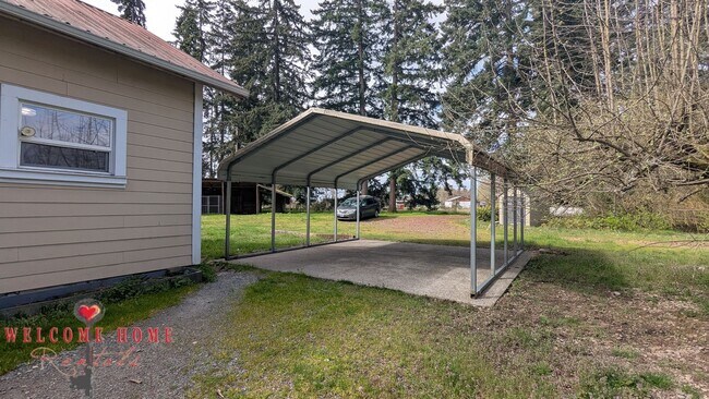 Photo - Unique opportunity - Bring your horses!