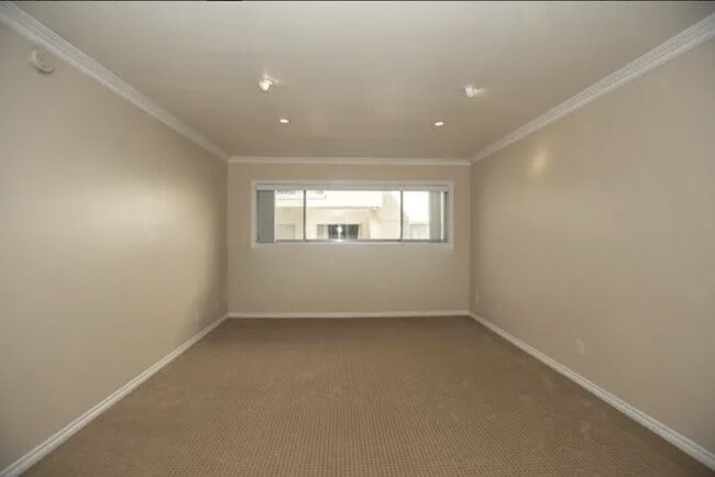 Photo - 11970 Montana Ave