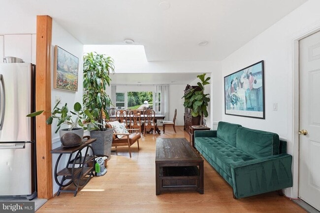 Photo - 1476 Waggaman Cir