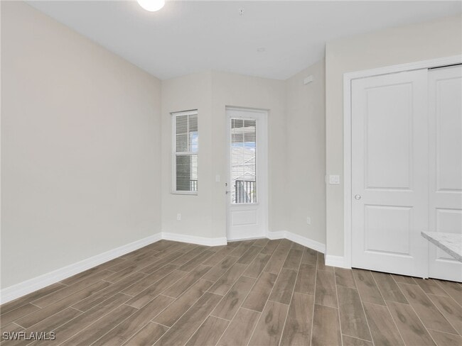 Building Photo - 268 Indies Dr E Unit 201