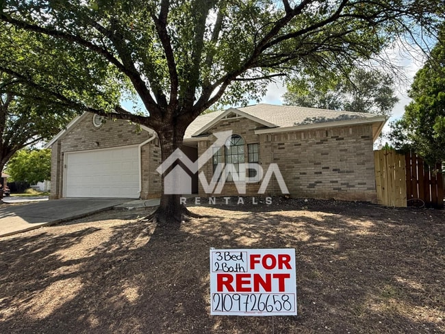 Building Photo - 5215 Fountain Lake Dr Rental