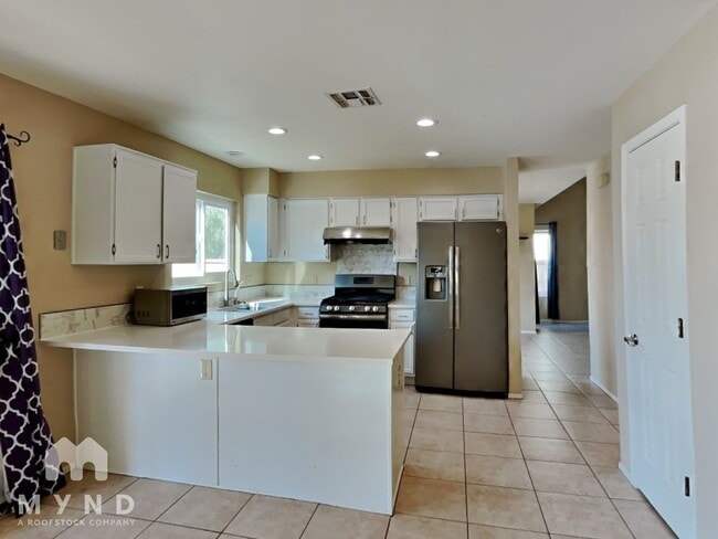 3233 W Avior Dr