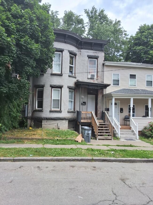 Photo - 84 Carson Ave