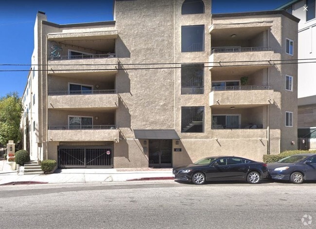 Building Photo - 451 S Barrington Ave Unit 202 Rental