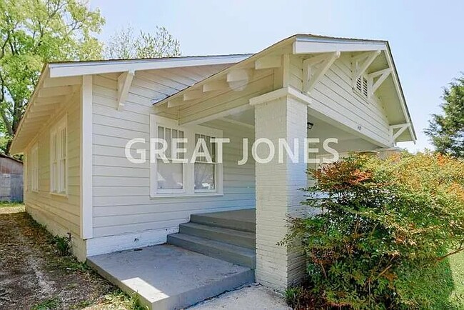 Photo - 1409 Alabama Ave SW