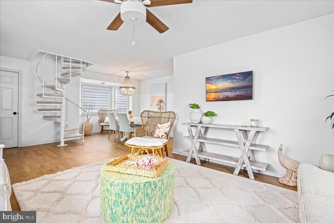 Photo - 208 N Lancaster Ave