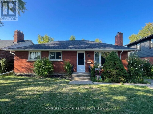 Photo - 11 Byrne Blvd