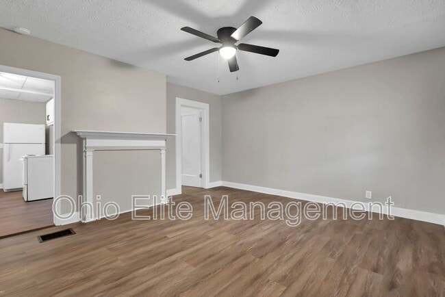 Photo - 1038 Forest St