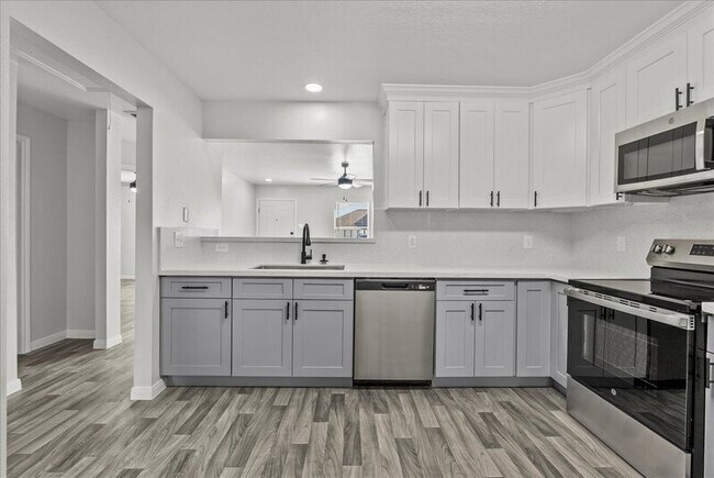 Photo - 2101 St Lucia Calle