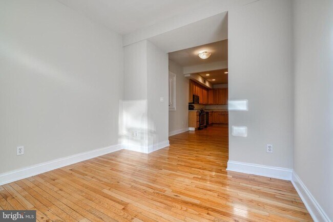 Photo - 204 S Chester St