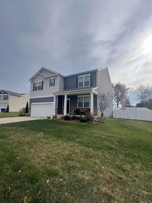 Photo - *Coming Soon-Available for Renting January... Apartamento