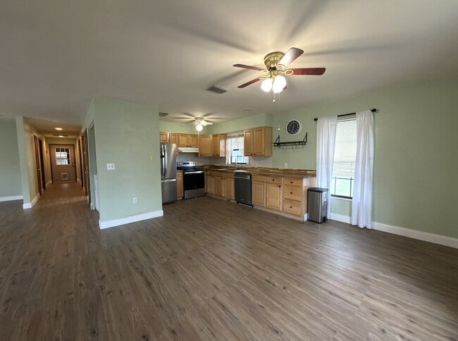 Photo - Large 2 Bedroom PSJ