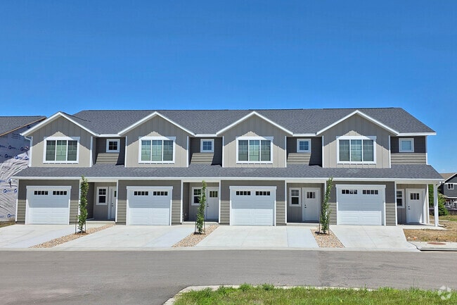 Building Photo - Cloverfield Townhomes