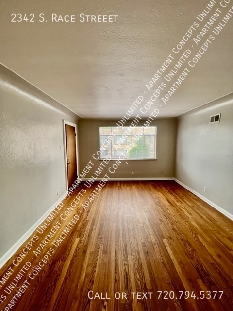 Photo - 2342 S Race St