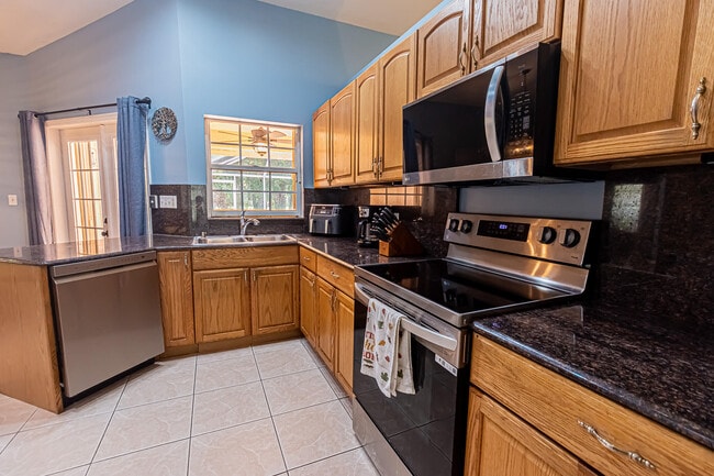 Photo - 1193 SW Live Oak Cove
