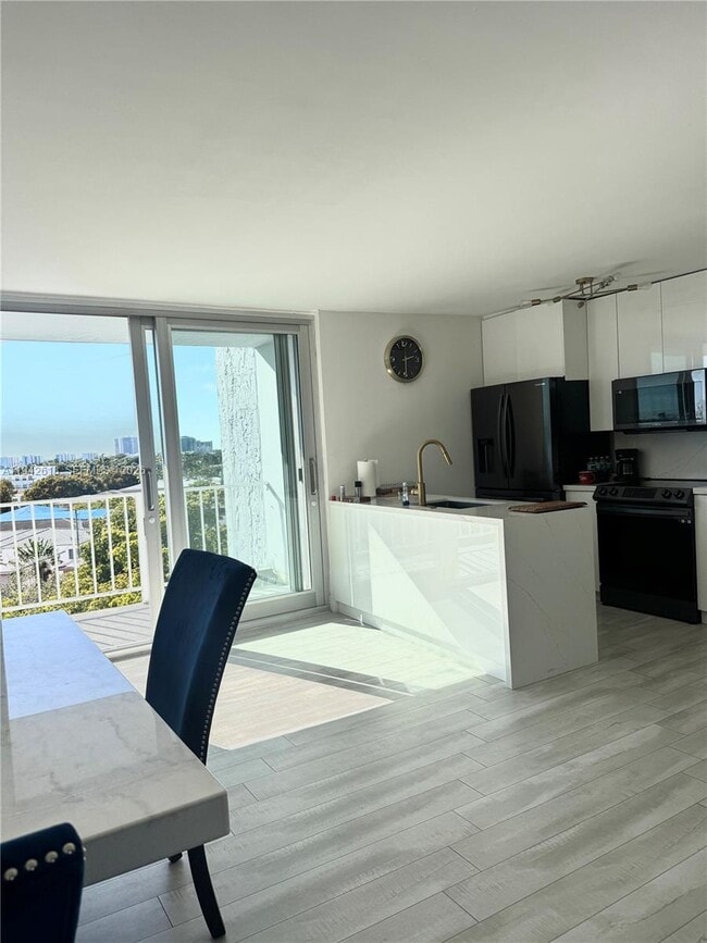 Photo - 6900 Bay Dr Unit 6D