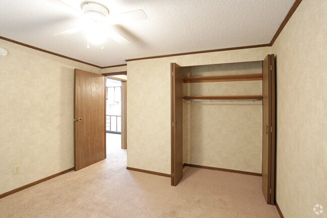 El Hampton - Dormitorio - Northrup Court