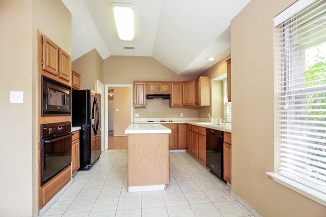 Photo - 2235 Stillwater Dr