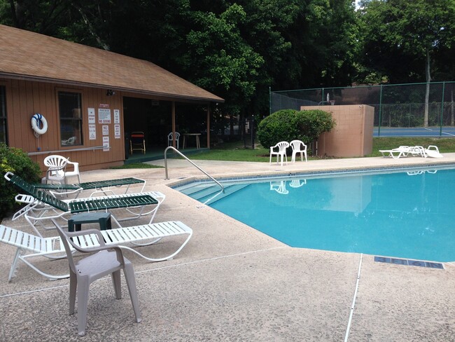 Photo - 3 Bedroom, 3 Bath Townhome in Rockwood Villas!