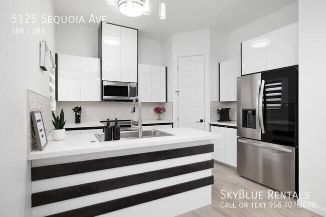 Photo - 5125 Sequoia Ave