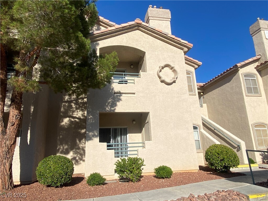 Photo - 5415 W Harmon Ave Unidad 1122 Rental