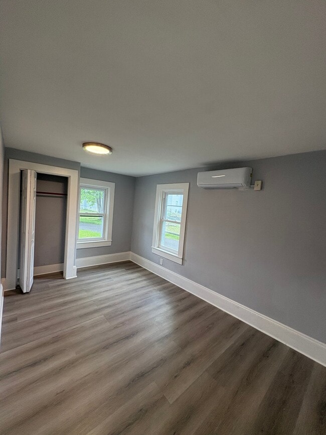 Photo - 18 Aldrich Rd Unit 1