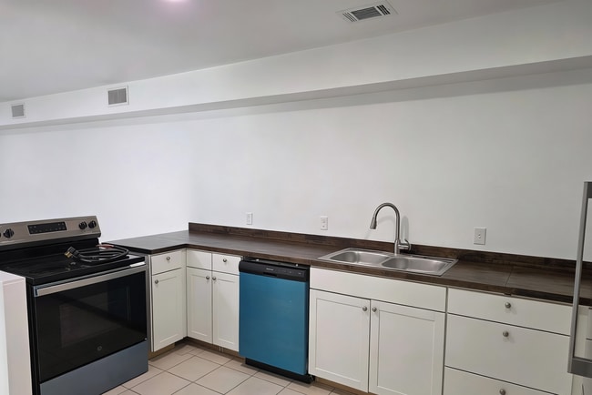 Photo - 2417 Robertsdale Rd