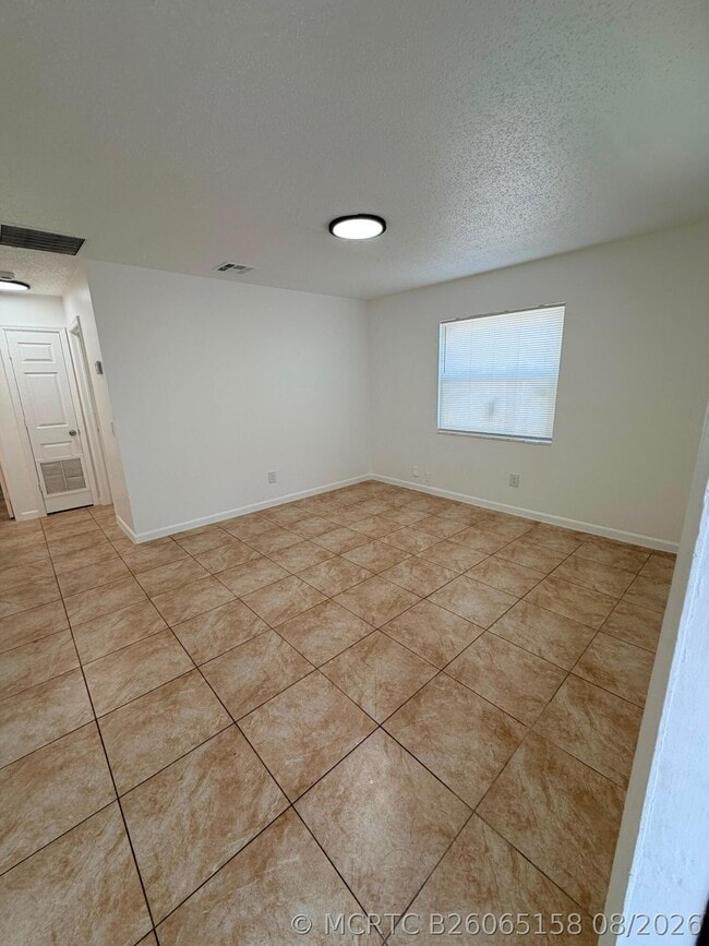 1130 N F St