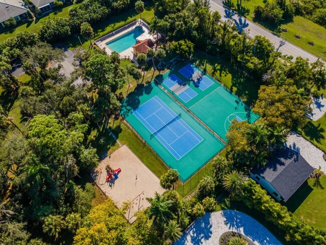 Photo - 9841 Las Casas Dr