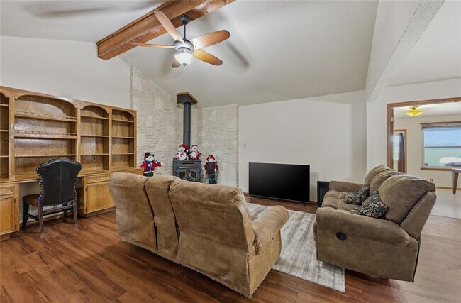 21404 Martin Ln