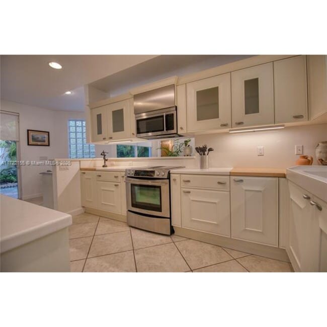 Photo - 2200 Lincoln Ave