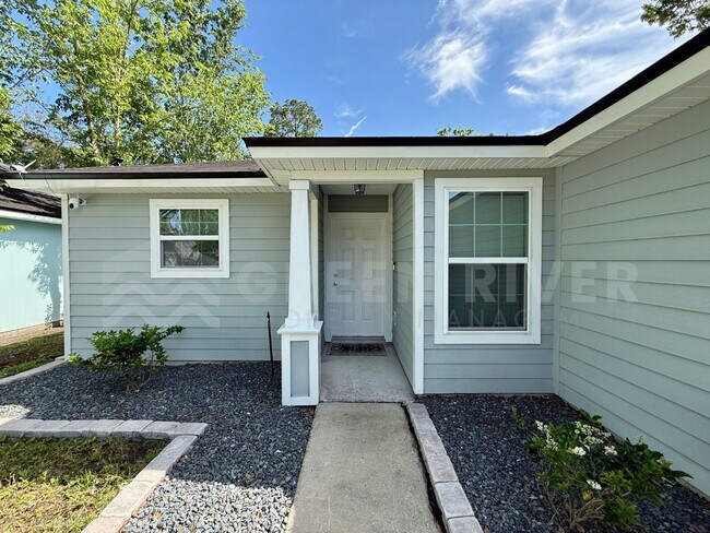 Photo - Stylish 4BR Retreat with Granite Kitchen, Spacious Yard & No HOA!!