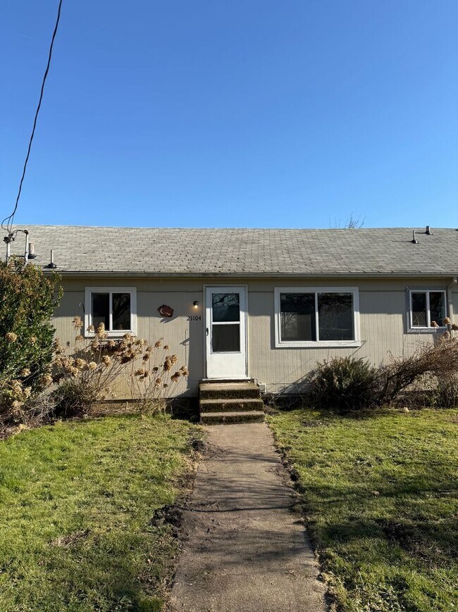 Photo - 21100-21106 NW Reeder Rd Unidad 21104