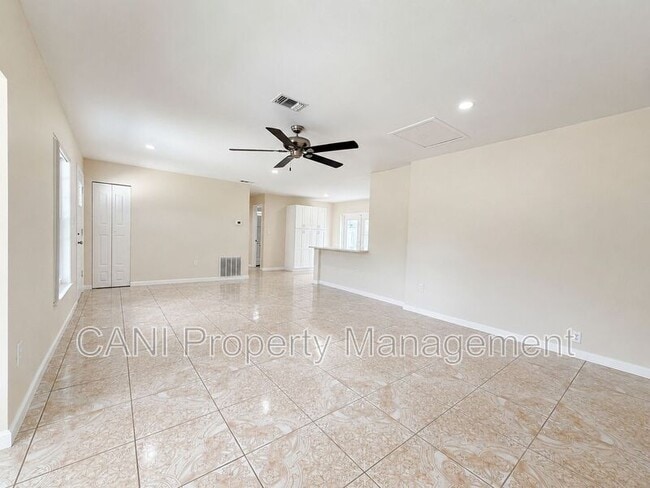 Photo - 601 Catwood Dr
